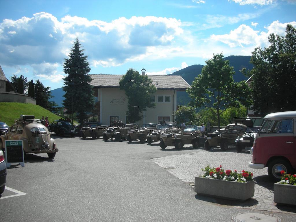Gasthaus St. Valentin Chiusa Luaran gambar